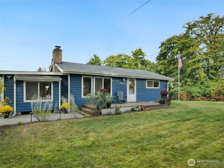 Property Photo: 18112 SE 134th Street WA 98059