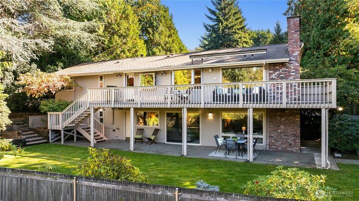 Property Photo: 860 SW 174th Street WA 98166