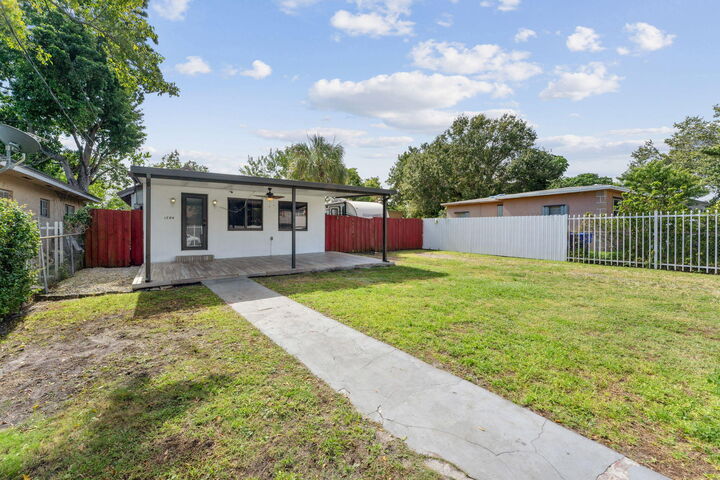 Property Photo: 1204 NW 70th Street FL 33147