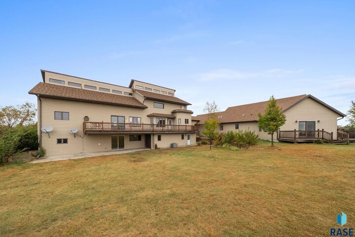 Property Photo: 47969 252nd St SD 57030