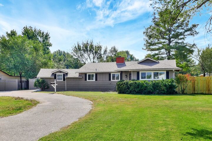 6615 W Maple St  Wichita KS 67209 photo