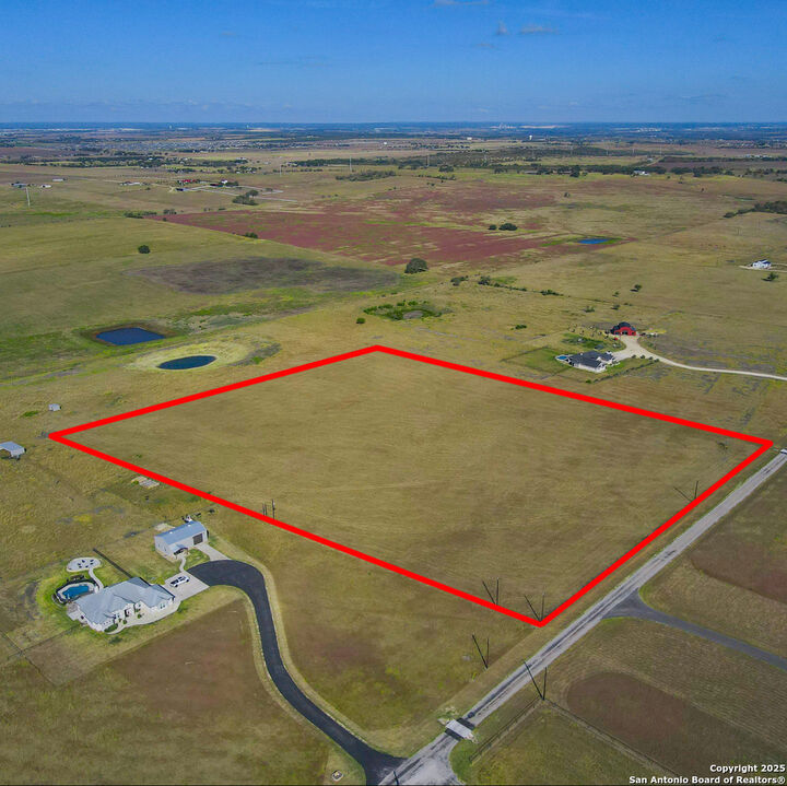 Property Photo: 1271 Branch Rd TX 78155