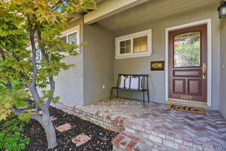 Property Photo: 1465 Bonnie Court CA 94061