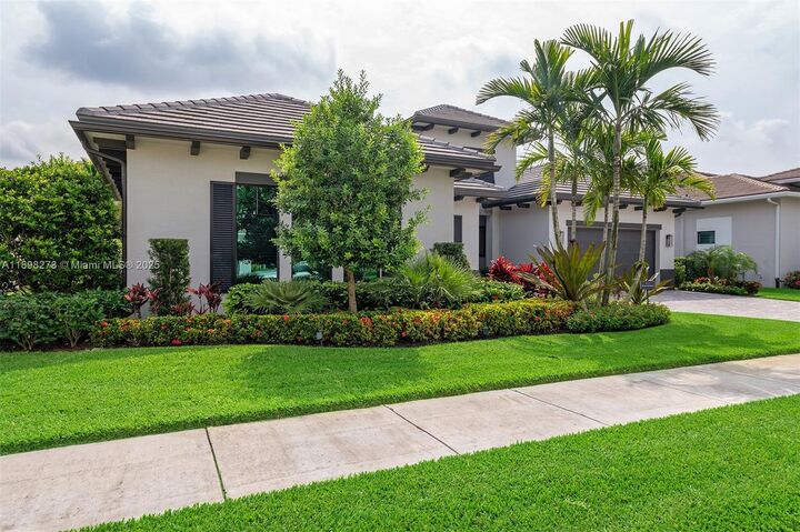 Property Photo: 9228 Coral Isles Cir FL 33412