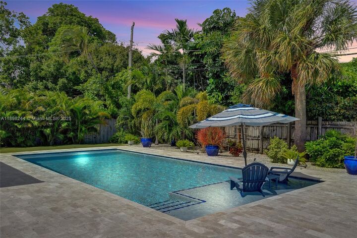 351 NE 43rd St  Oakland Park FL 33334 photo