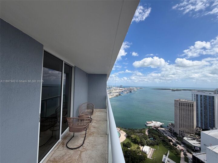 50 Biscayne Blvd 5211  Miami FL 33132 photo