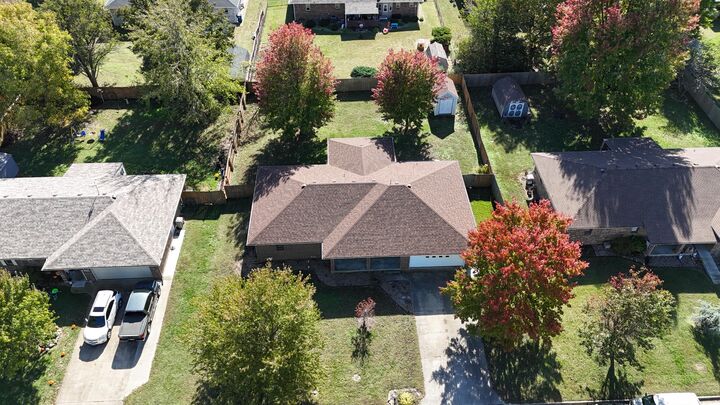 Property Photo: 2306 W Auburn Street MO 65613