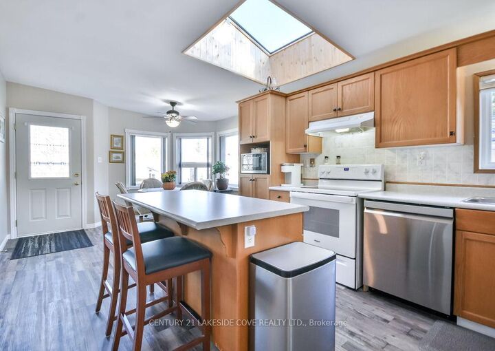 Property Photo:  1355 Hilltop Road  ON L3V 0V7 