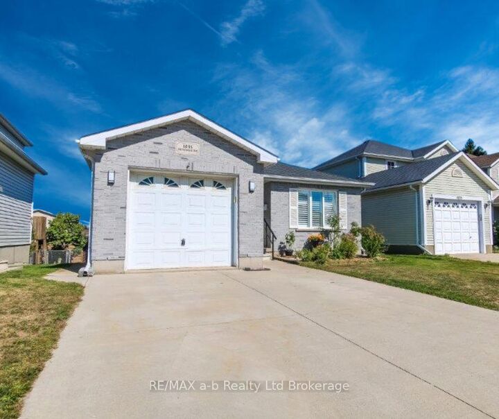 Property Photo:  1035 Devonshire Avenue  ON N4S 5S1