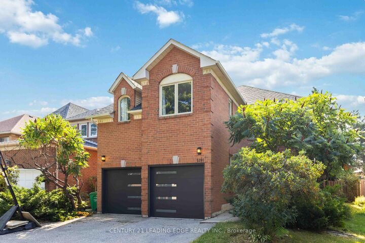 Property Photo:  5201 Champlain Trail  ON L5R 3B1