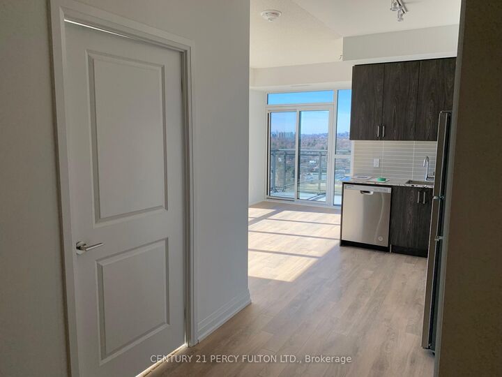 Property Photo: 20 Meadowglen Place 1906 ON M1G 0A9