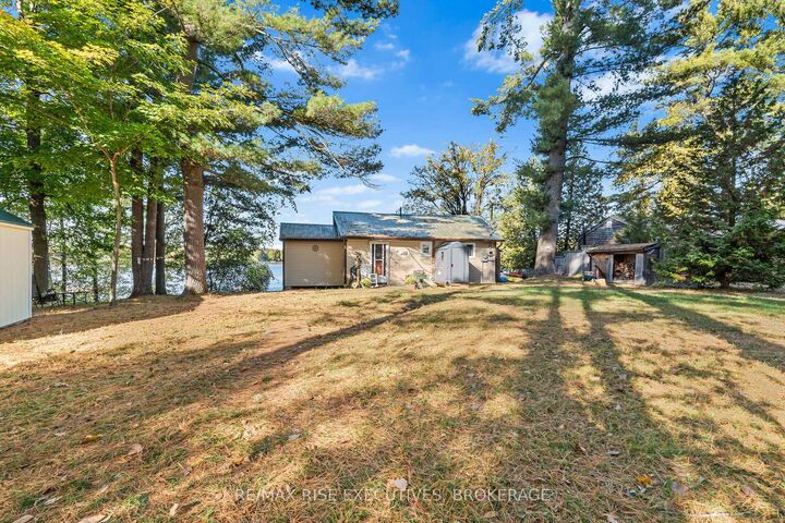 Property Photo: 465K Lyndhurst Road ON K0E 1N0