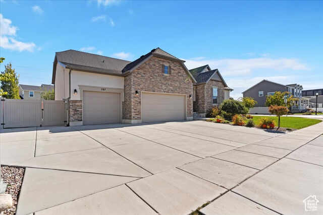 Property Photo: 587 S 1400 W UT 84075