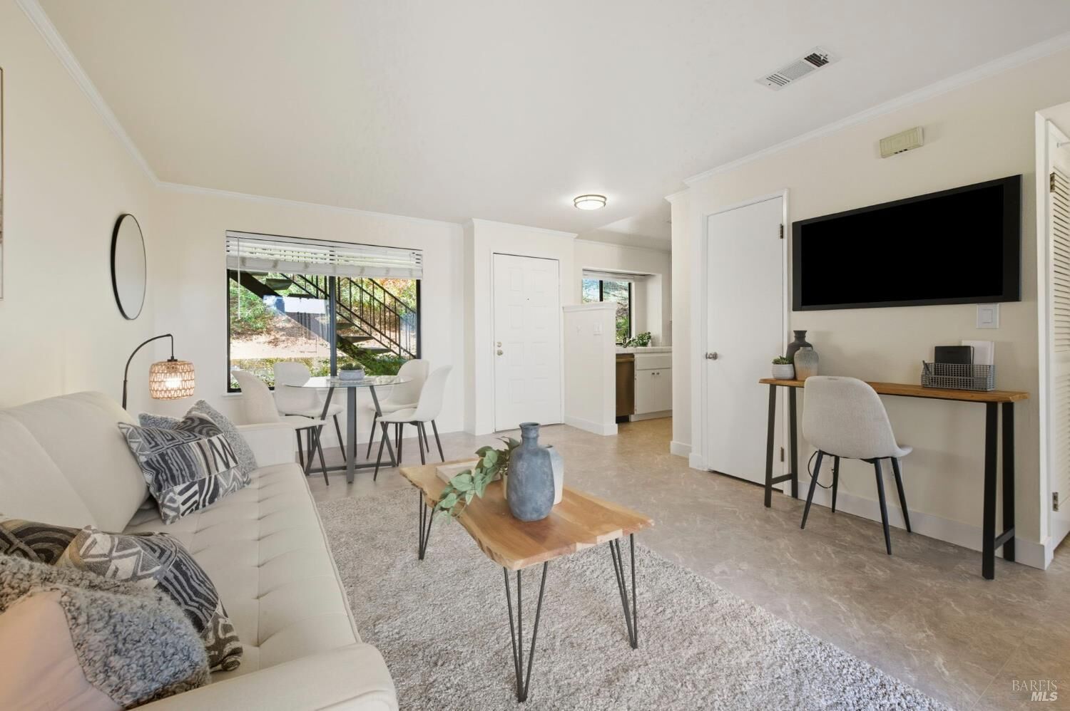 Property Photo:  35 Village Circle  CA 94903