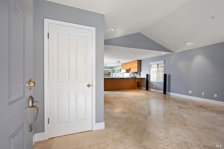 Property Photo:  431 433 University Street  CA 95448