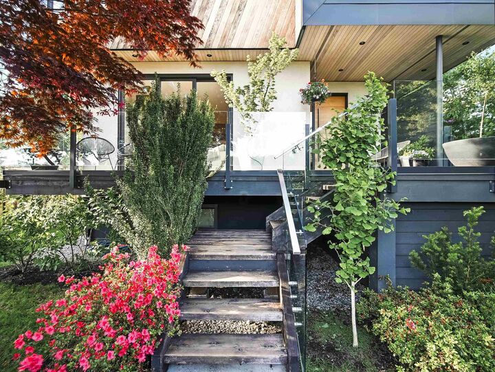 Property Photo:  452 E 4th Street  BC V7L 1J5 