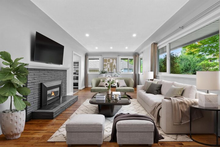 1137 Cloverley Street  North Vancouver BC V7L 1N7 photo