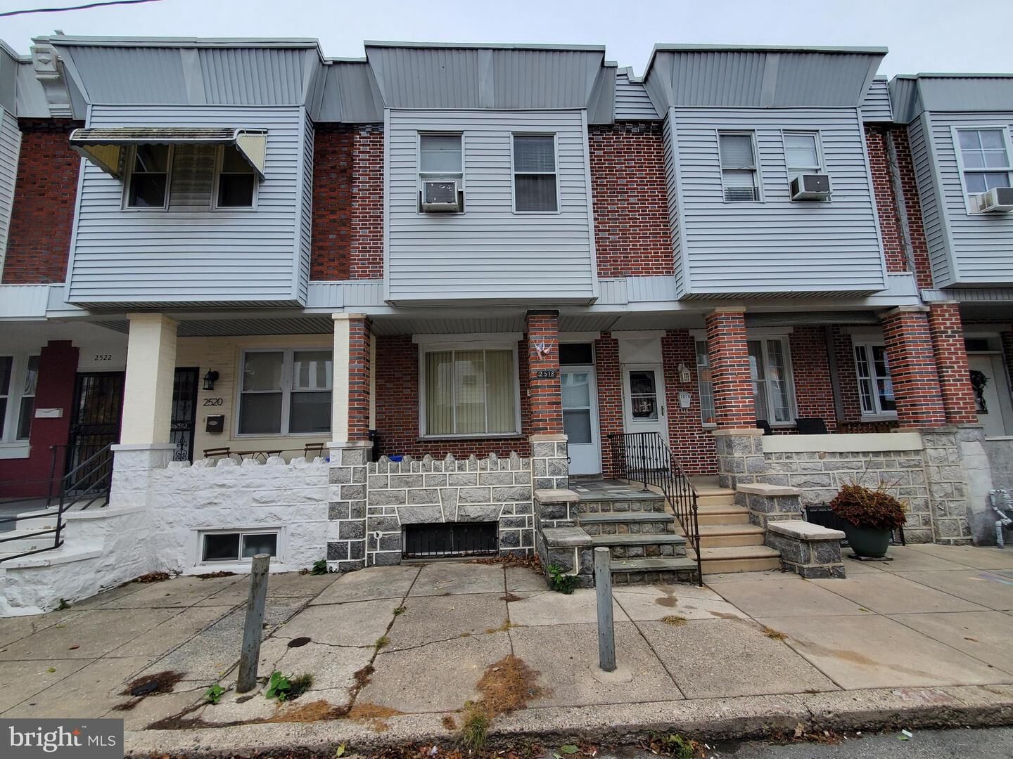 Property Photo: 2518 S American Street PA 19148