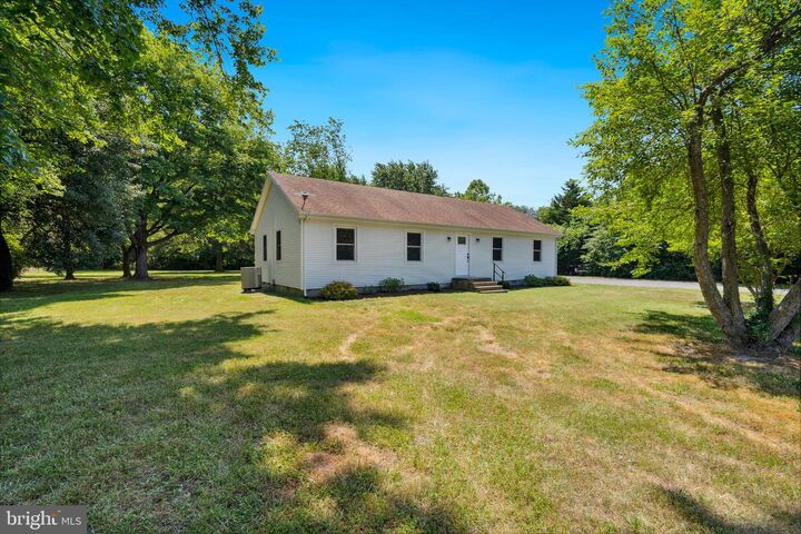 Property Photo:  7221 Hubbard Road  MD 21632 