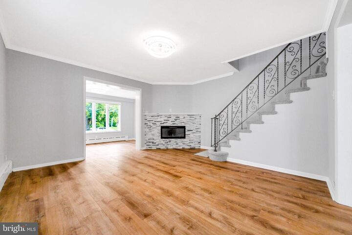 Property Photo: 346 Lakeview Avenue PA 19026