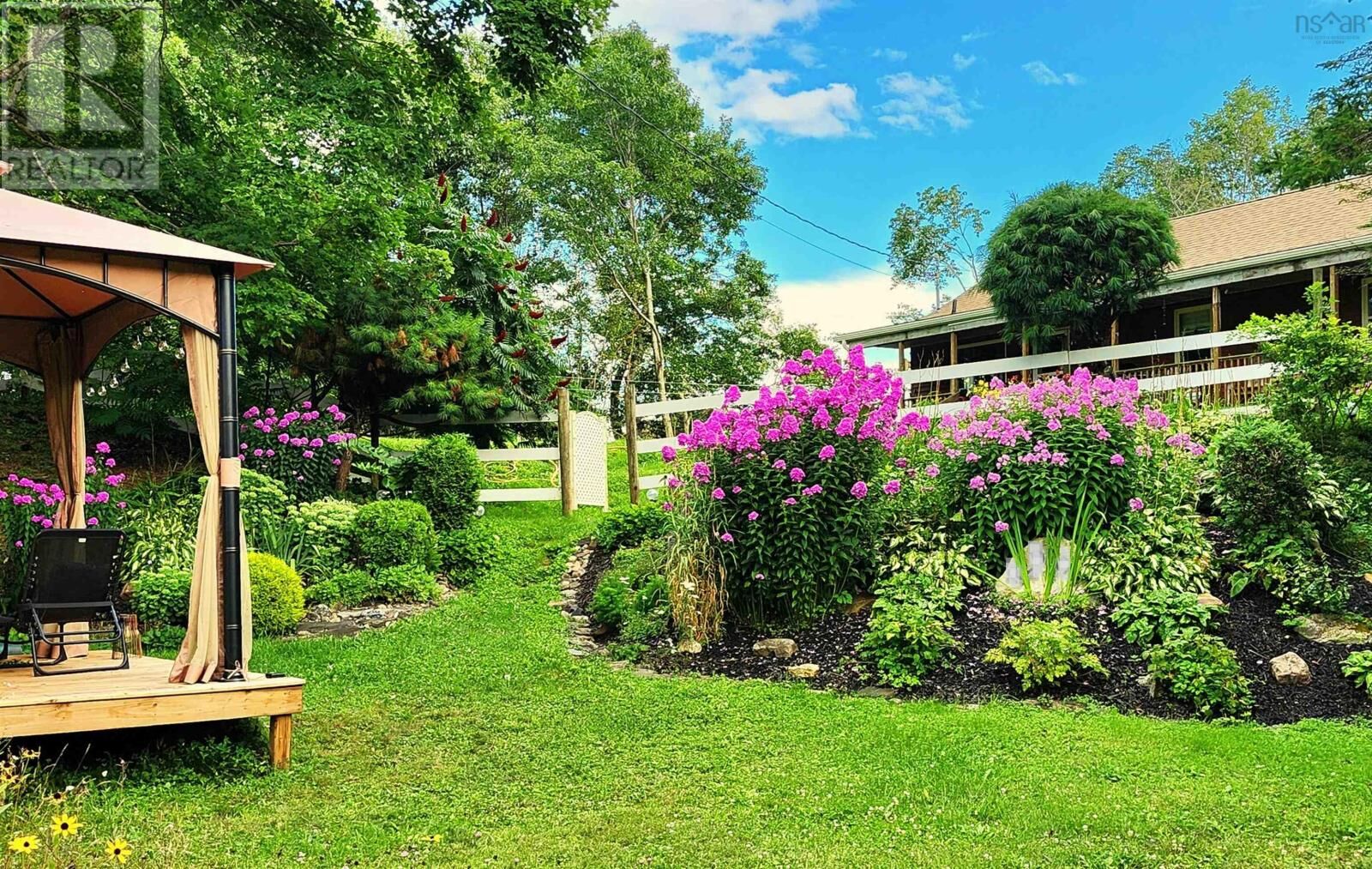 Property Photo: 33 Kirk Road NS B0N 1C0