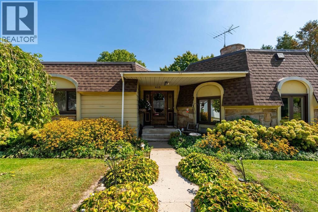Property Photo: 4118 St. Clair Parkway ON N0P 2B0