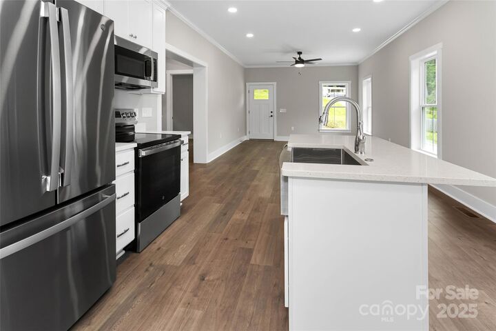 Property Photo: 114 Orchard Street NC 28762