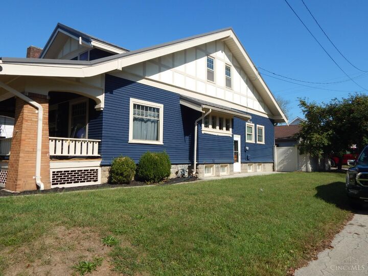Property Photo: 632 S Main Street OH 43160