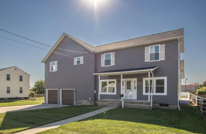 Property Photo:  1408 E Wheeling Street  OH 43130