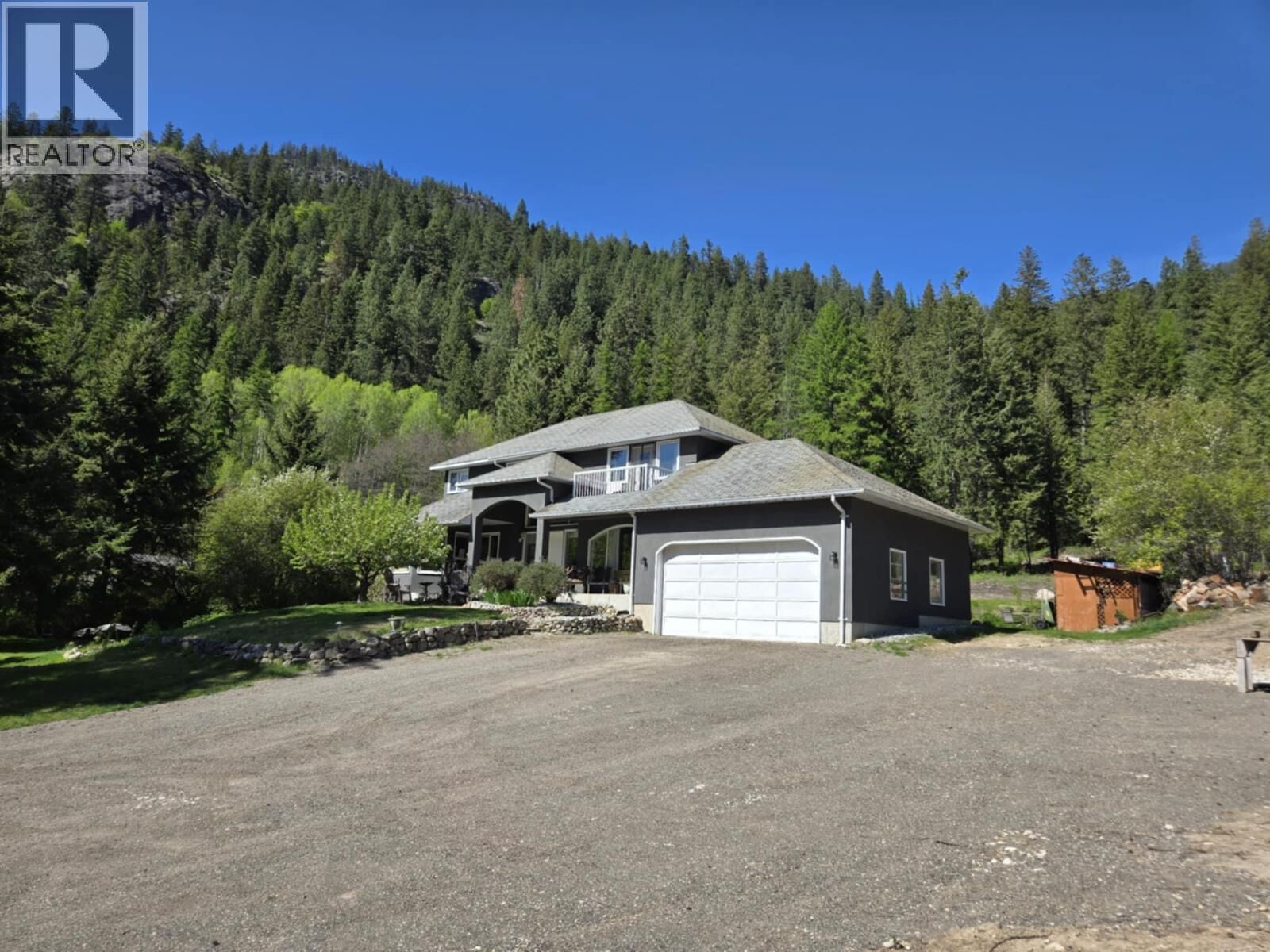 Property Photo: 5407 Allendale Crescent BC V1N 4V8