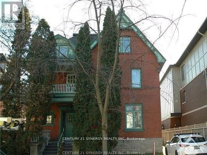 Photo de la propriété: 458 Maclaren Street 3 ON K1R 5K6