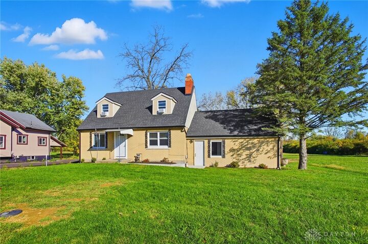 Property Photo: 2512 Harshman Road OH 45424