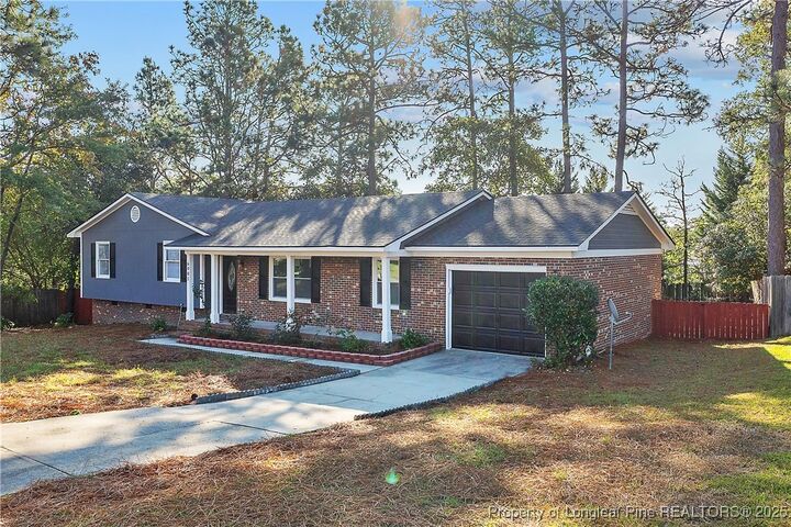 Property Photo: 6905 Pine Creek Court NC 28314