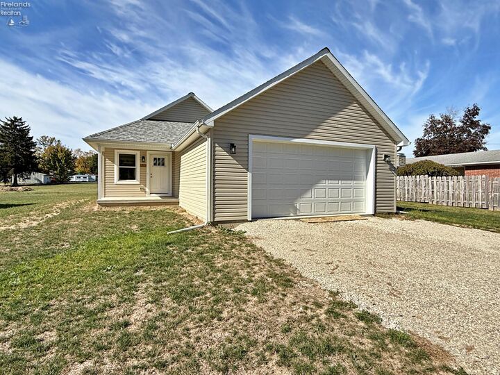 Property Photo: 91 Elwood Street OH 44883
