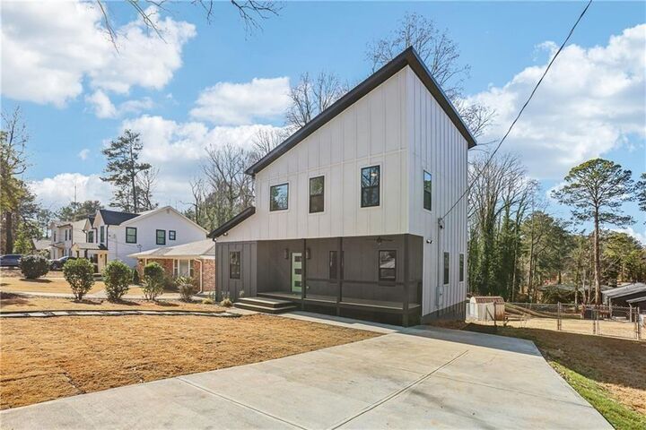 Property Photo:  665 Ferris Street SW  GA 30310 