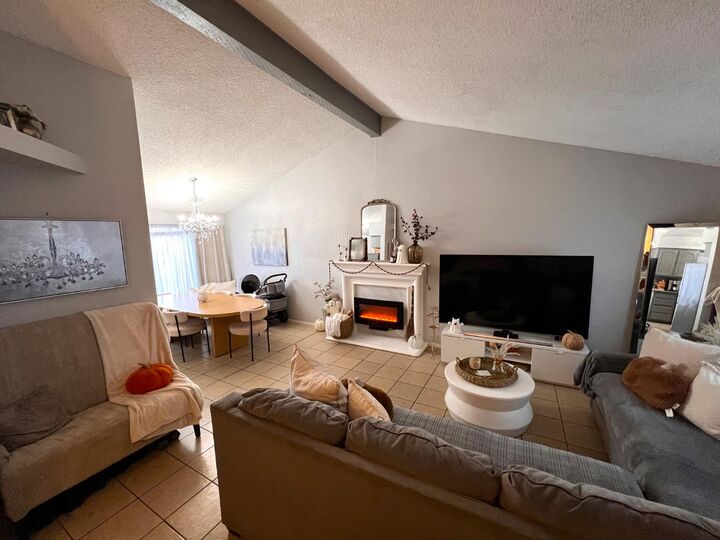 Property Photo: 4249 W Dayton Avenue CA 93722