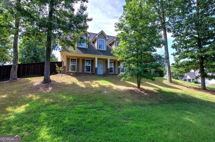 Property Photo:  120 Thornwood Drive SW  GA 30165