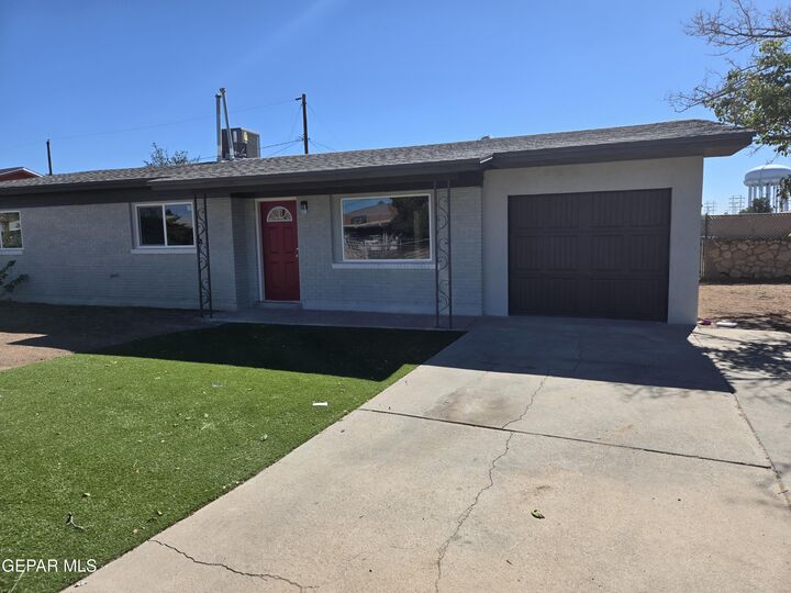 Property Photo: 9500 McIntosh Drive TX 79925