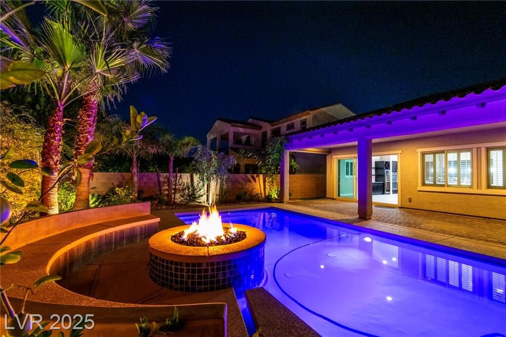 Property Photo: 356 Pearl Fountains Court NV 89148