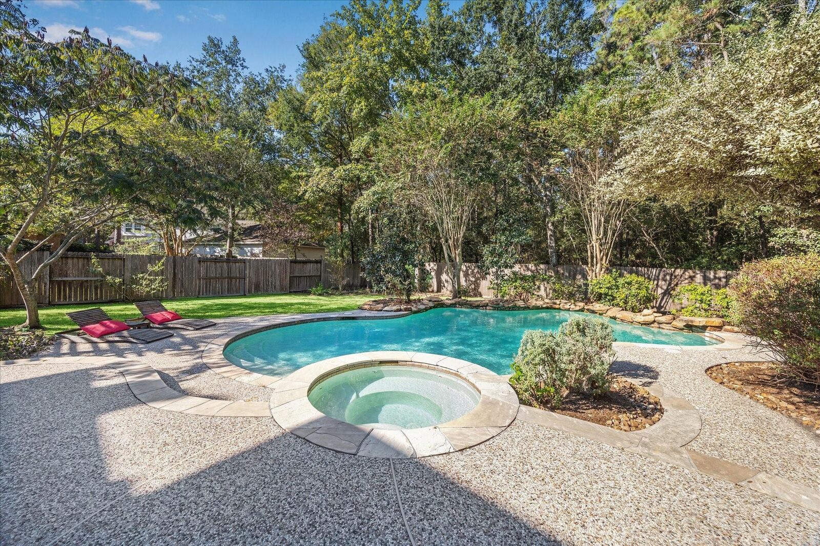 Property Photo: 58 E Coldbrook Circle TX 77381