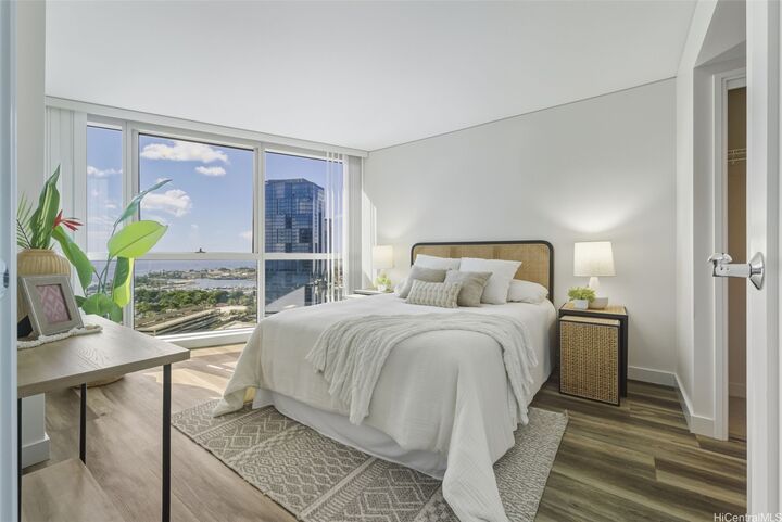 1177 Queen Street 2606  Honolulu HI 96814 photo