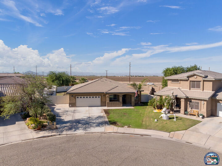 Property Photo:  682   Flying Cloud Dr  CA 92251 