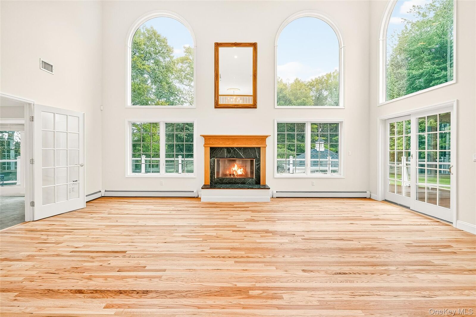 Property Photo:  21 Benson Point Court  NY 10980 