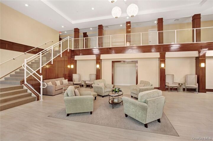 Property Photo:  10 Byron Place 307  NY 10538
