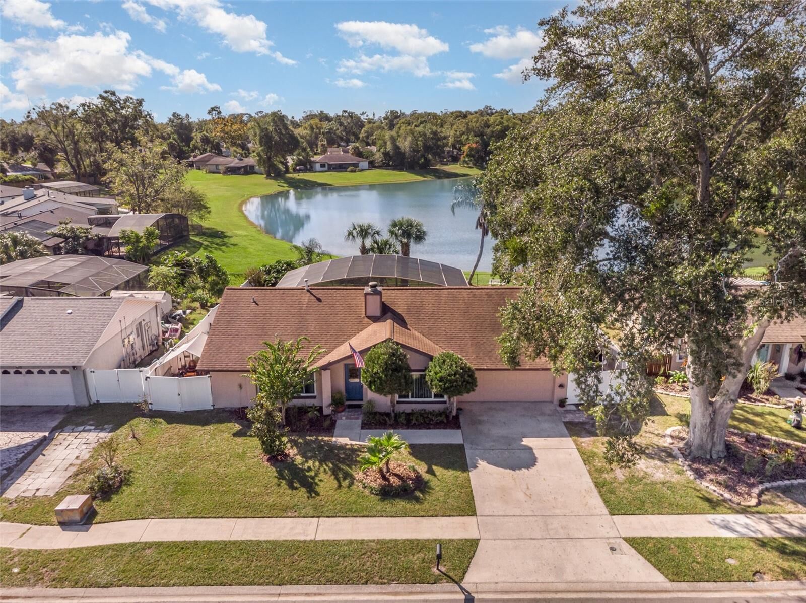 Property Photo:  1020 Alameda Drive  FL 32750 