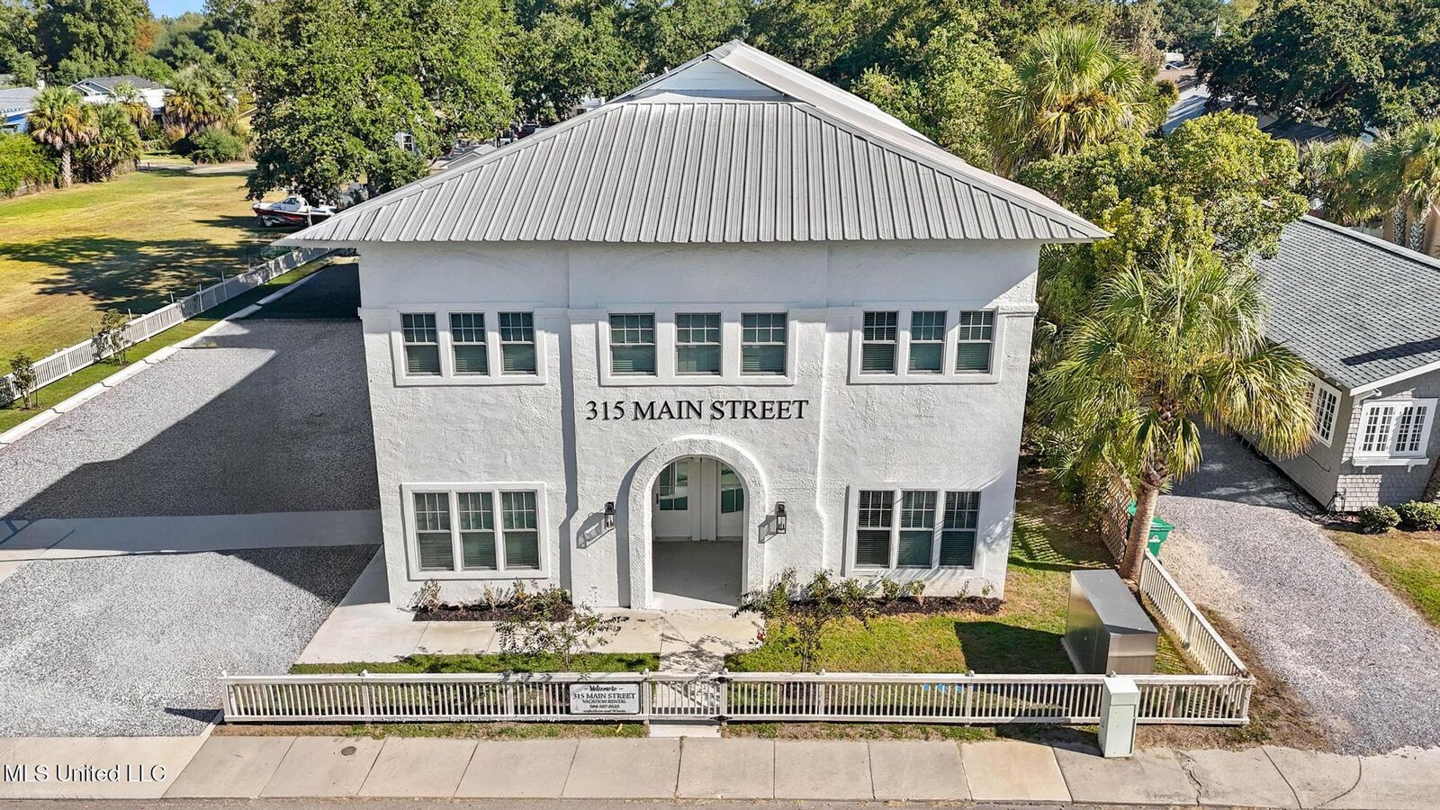 Property Photo: 315 Main Street MS 39520