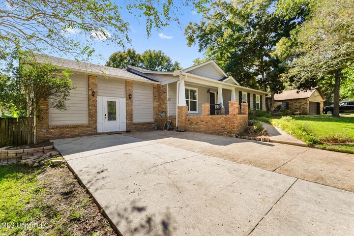 Property Photo: 105 Reynolds Circle MS 39564