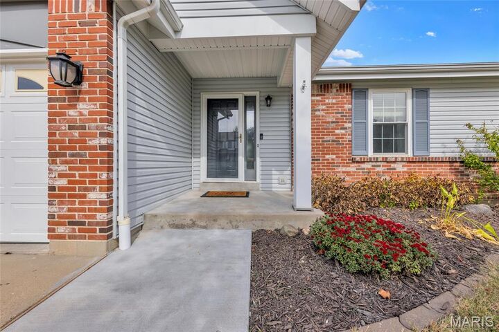 Property Photo: 7339 The Cedars Drive MO 63368