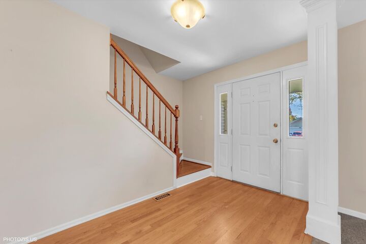 Property Photo:  2651 N Cherry Cove Lane  IL 60073