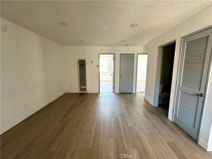 Property Photo: 801 E Chestnut Street 8 CA 91205